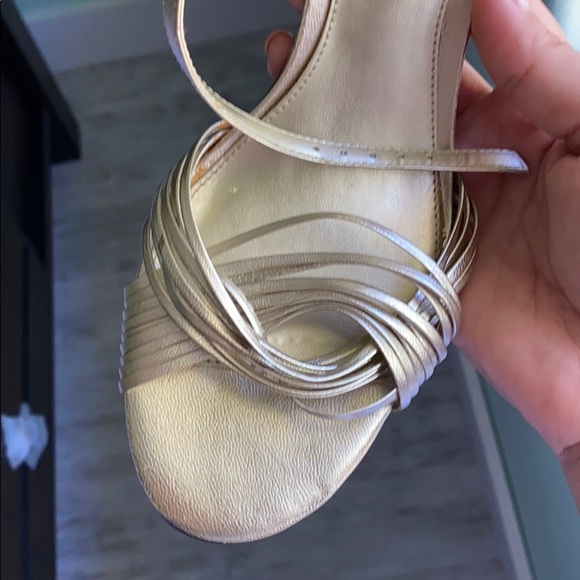 Heels - Picture 2 of 6